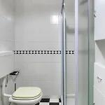 2 Bedroom Gorgeous In * Stresa