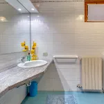 2 Bedroom Gorgeous In Dom wakacyjny Stresa