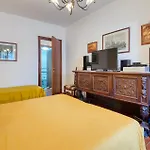 2 Bedroom Gorgeous In *