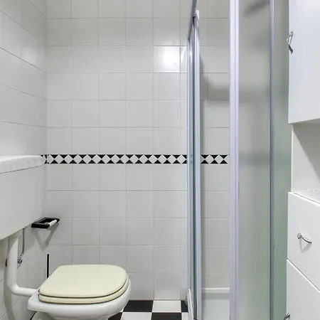 2 Bedroom Gorgeous In * Стреза